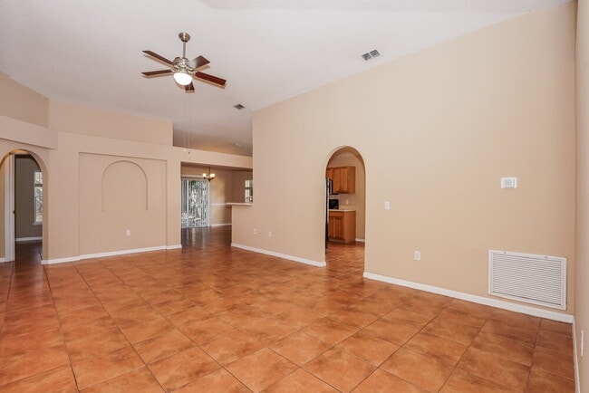 Building Photo - 3525 Stonefield Dr