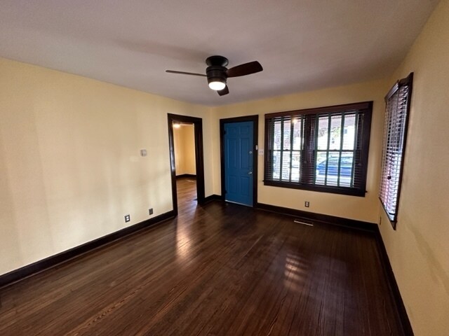 Foto del edificio - 130 N Jackson St