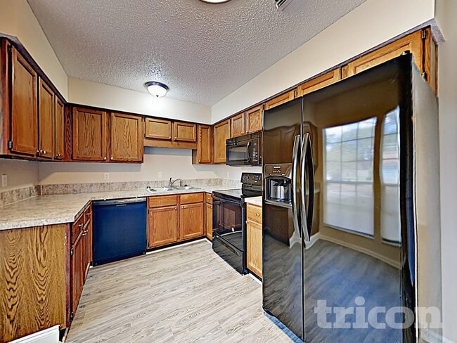 Building Photo - 8168 Fort Lee Trail