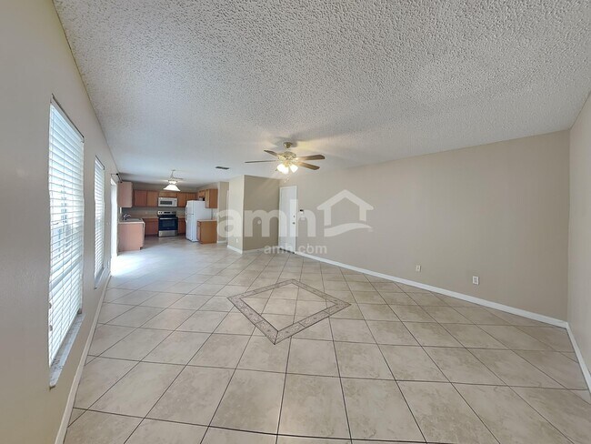 Foto del edificio - 1888 Vale Dr