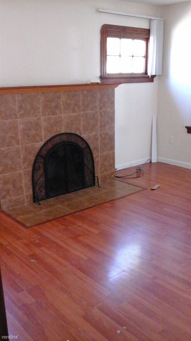 Building Photo - 3 br, 2 bath House - 1559 D Street