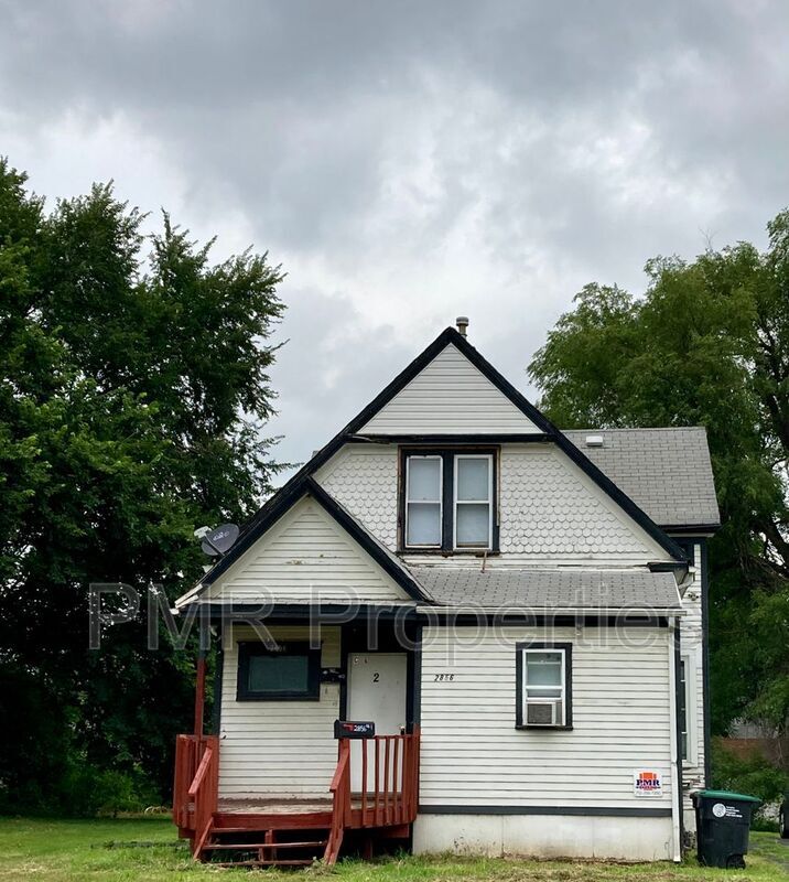 2856 Bristol St Unit 2, Omaha, NE 68111 Condo for Rent in Omaha, NE