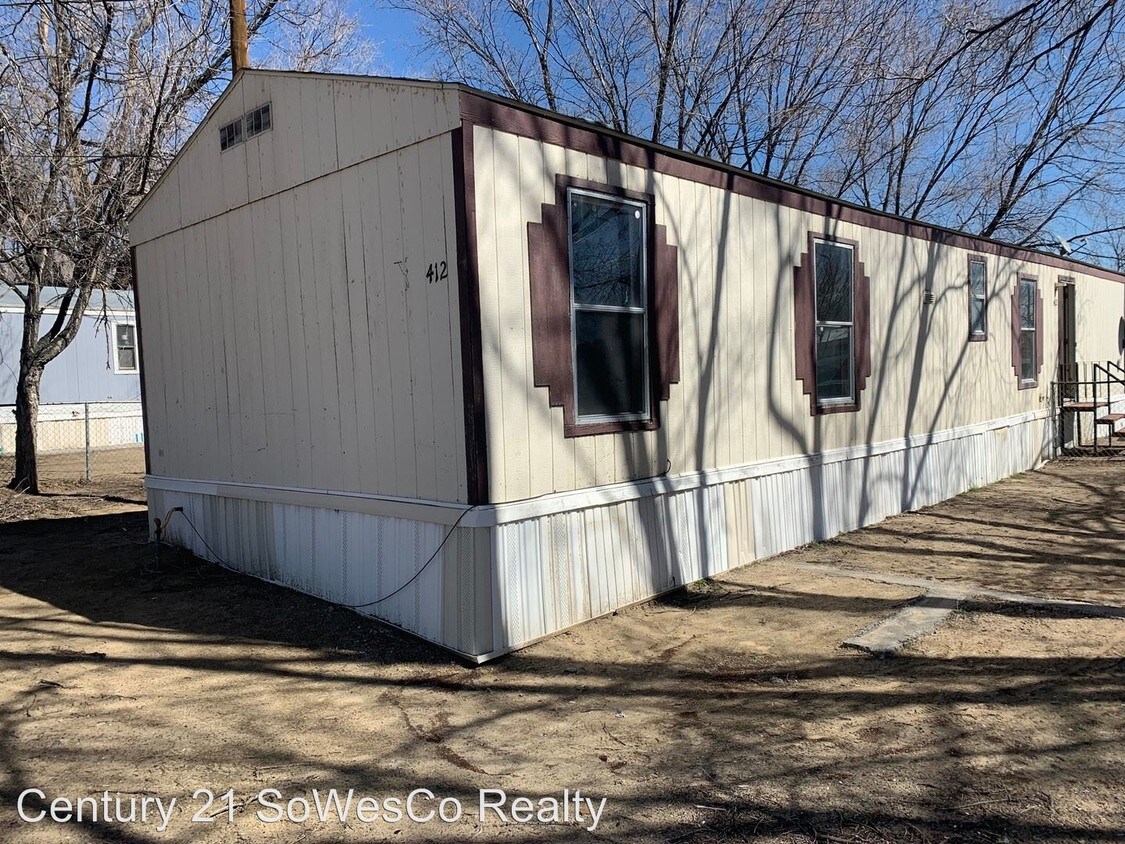 Primary Photo - 3 br, 2 bath House - 412 S. 1st Street