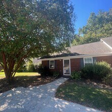 Building Photo - 4116 Bridge Ct