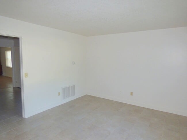 Building Photo - 4601 Holton Ave