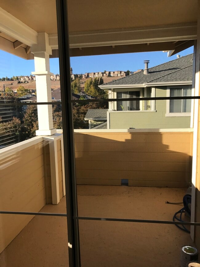 Balcony - 318 Araglin Court