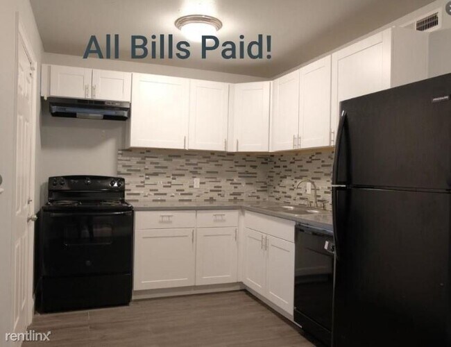 Building Photo - 2 br, 1 bath Apartment - 1240 W. Avenue D