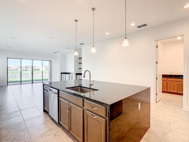 Foto del edificio - 13899 Larkton Ln