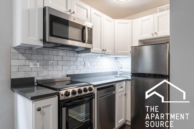 Foto del edificio - 630 W Wrightwood Ave