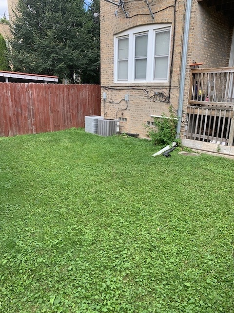 Building Photo - 5349 W Byron St