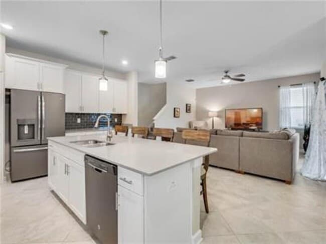 Building Photo - 11842 Epic Ave