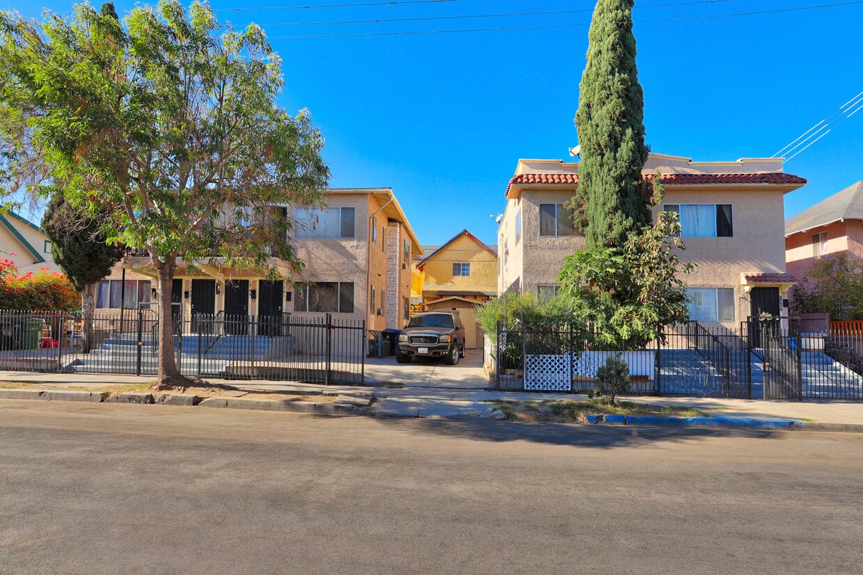 MLS_IMG_9321_HDR - 6 Units in Harvard Heights