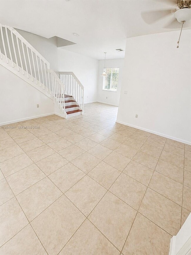 Foto del edificio - 21003 NW 14th Pl