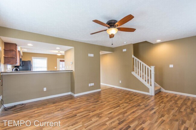 Building Photo - 2 br, 2.5 bath House - 1752 W Sunstone Dr.