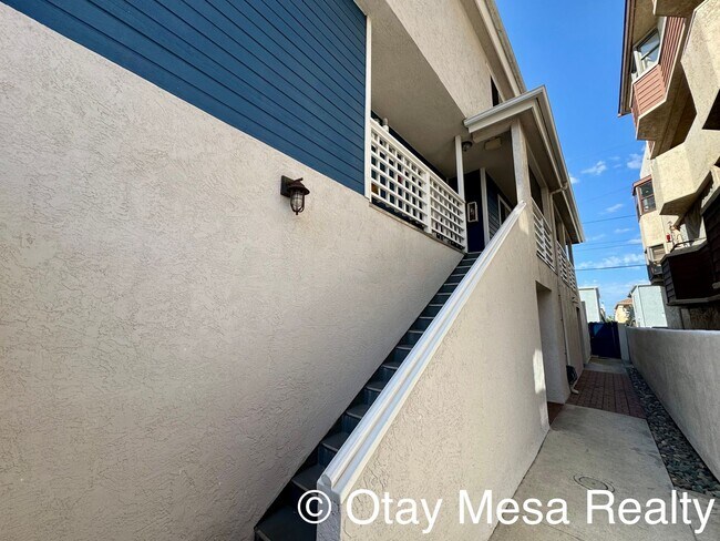 Foto del edificio - Spacious 2-Bedroom, 2.5-Bath Condo Just One Block from the Beach– Imperial Beach