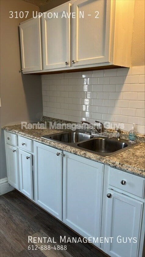 Foto principal - 3107 N Upton Ave