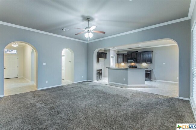 Building Photo - 1603 Neuberry Cliffe