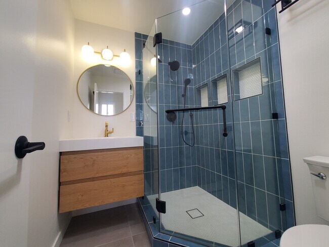 Building Photo - 22619 PAUL REVERE Dr