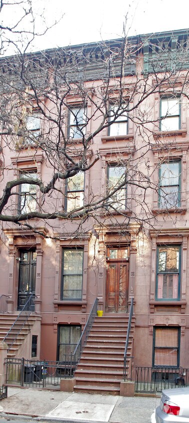 Foto del edificio - 18 W 123rd St