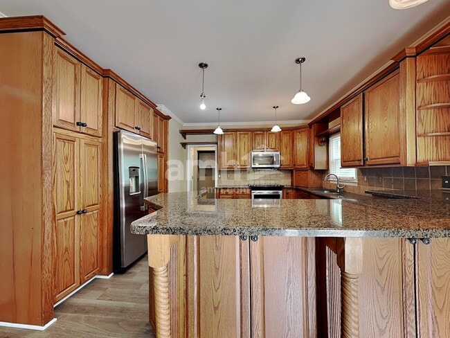 Foto del edificio - 6105 Braidwood Ct