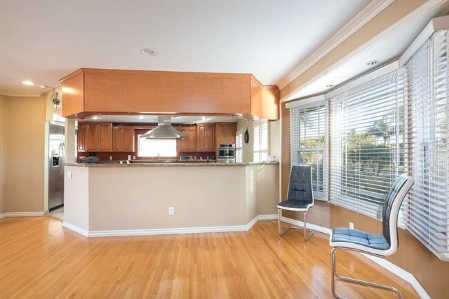 Foto del edificio - 9031 Lubec St