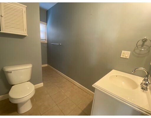 Building Photo - 525 Robeson St