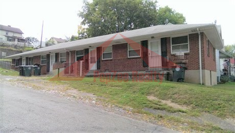 Building Photo - 307 S Hedges St