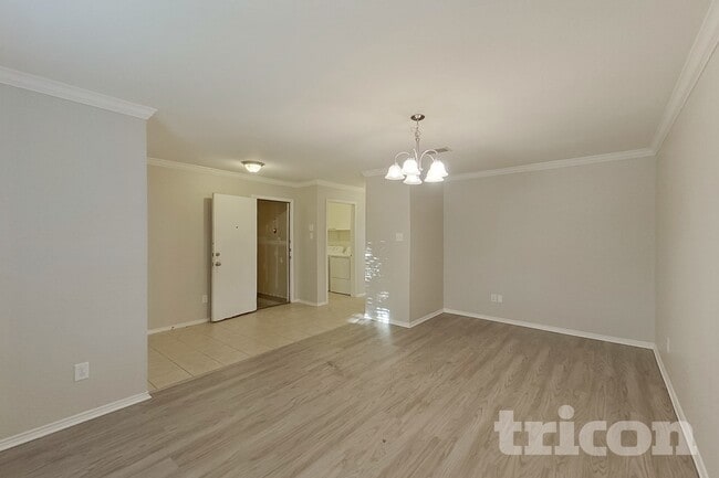 Building Photo - 1500 Abby Creek Dr