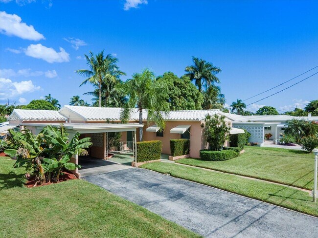 1113 Avocado Isle photo'