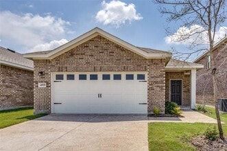 Building Photo - 4519 Firewheel Dr