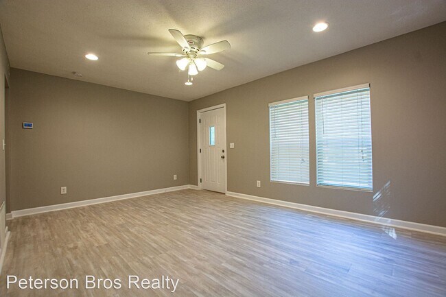 Building Photo - 3 br, 1 bath House - 6619 Charles Street