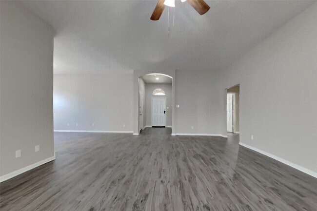 Building Photo - 25818 Elmley Pl