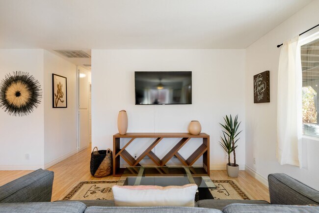 Foto del edificio - Joshua Tree Retreat with Hot Tub