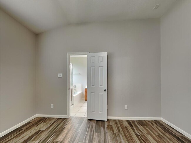 Building Photo - 15747 Granite Mountain Trail