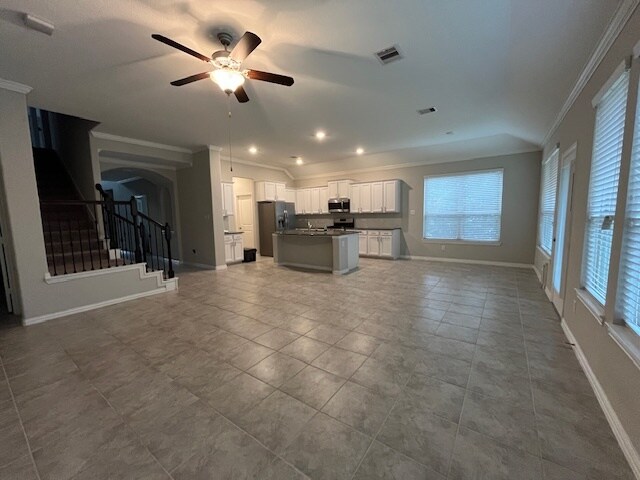 Building Photo - 16114 Lake Amistad Pl