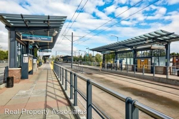Building Photo - 2 br, 2.5 bath House - 3035 S Nevada St