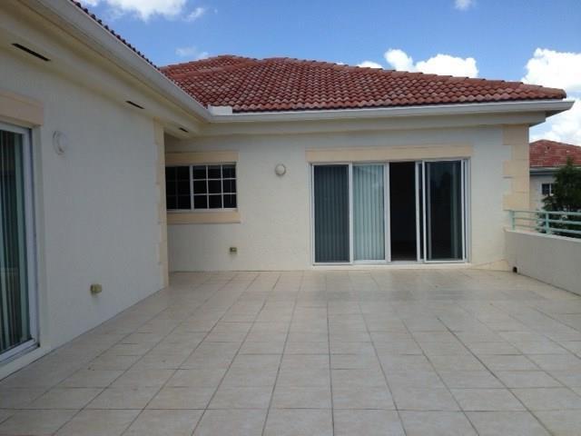 Building Photo - 504 7th Square SW
