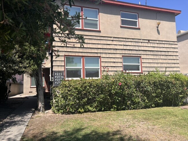 Building Photo - 4277 Tujunga Ave