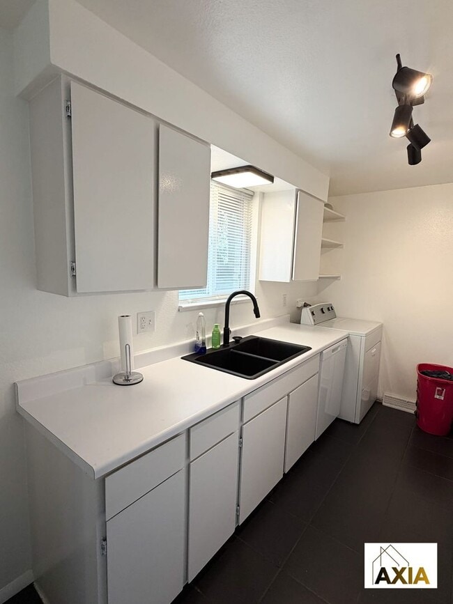 Foto del edificio - 11004-08