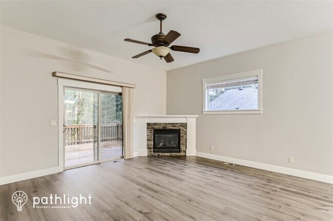 Building Photo - 1248 Southwest Binford Lake Parkway, Gresh...