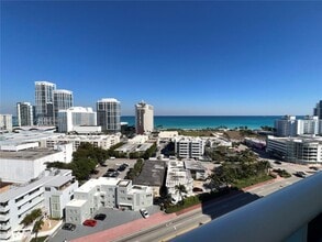 Building Photo - 6770 Indian Creek Dr