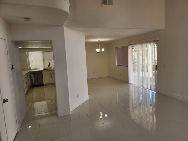 Foto del edificio - 13079 Winterpark Way