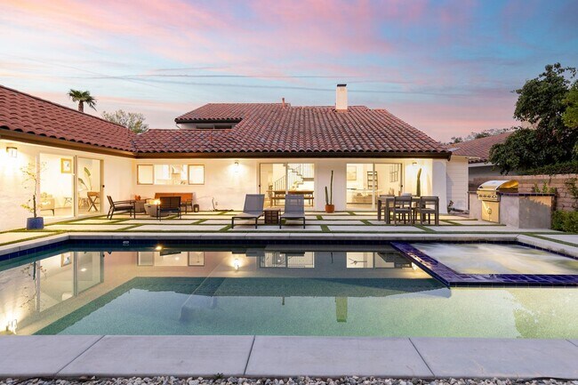 Foto del edificio - 23296 Park Ensenada