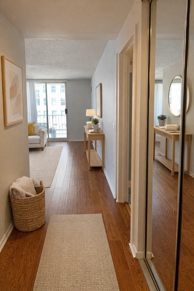 Foto del edificio - 1212 N La Salle Dr