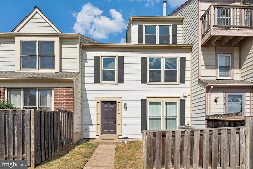 Photo - 7527 Belle Grae Drive Unit