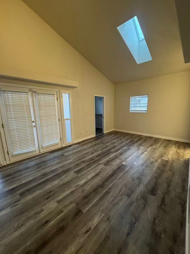 Foto del edificio - ---REMODEL---comfort Condo for Rent in Aurora