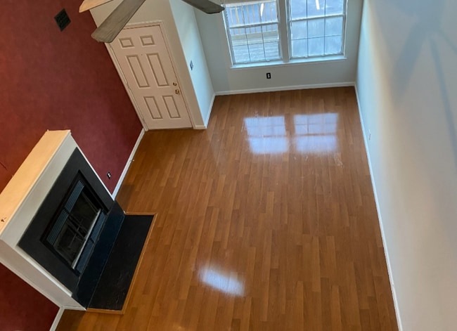 Building Photo - 5017 Gatehouse Way