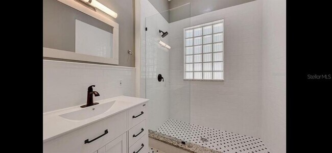 Foto del edificio - 1513 Palmetto Ln