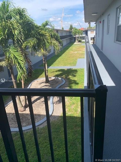 Foto del edificio - 4300 SW 67th Ave