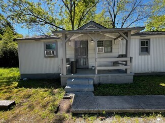 Building Photo - 826 Winston Rd